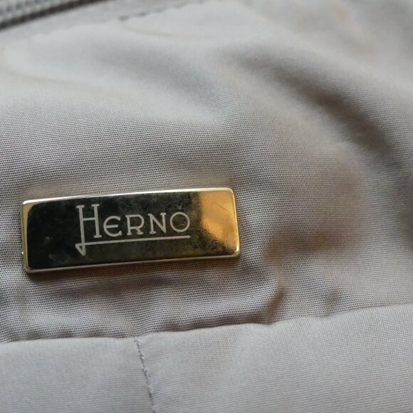 Herno Lightweight Goose Feather Rain Resistant A-Line Jacket w/Hood US 6 EU 42 - Picture 9 of 16